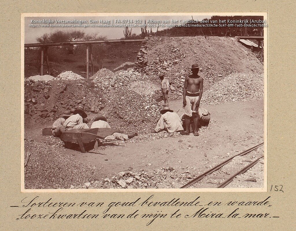 Djis-hari-early-20th-century-mining-work-in-Aruba- sepia-tone-photo.