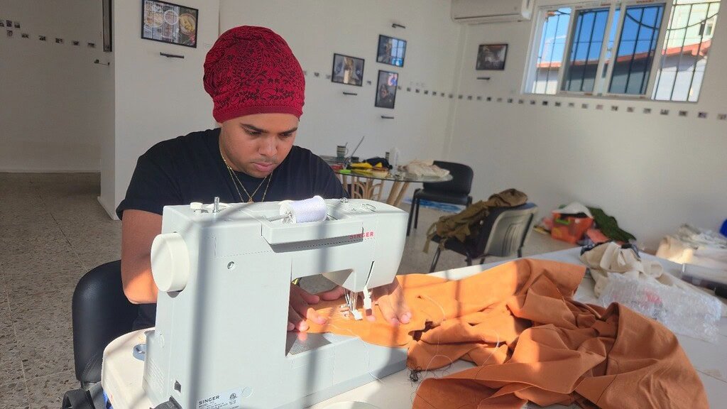 Exposicion Marooning Practices